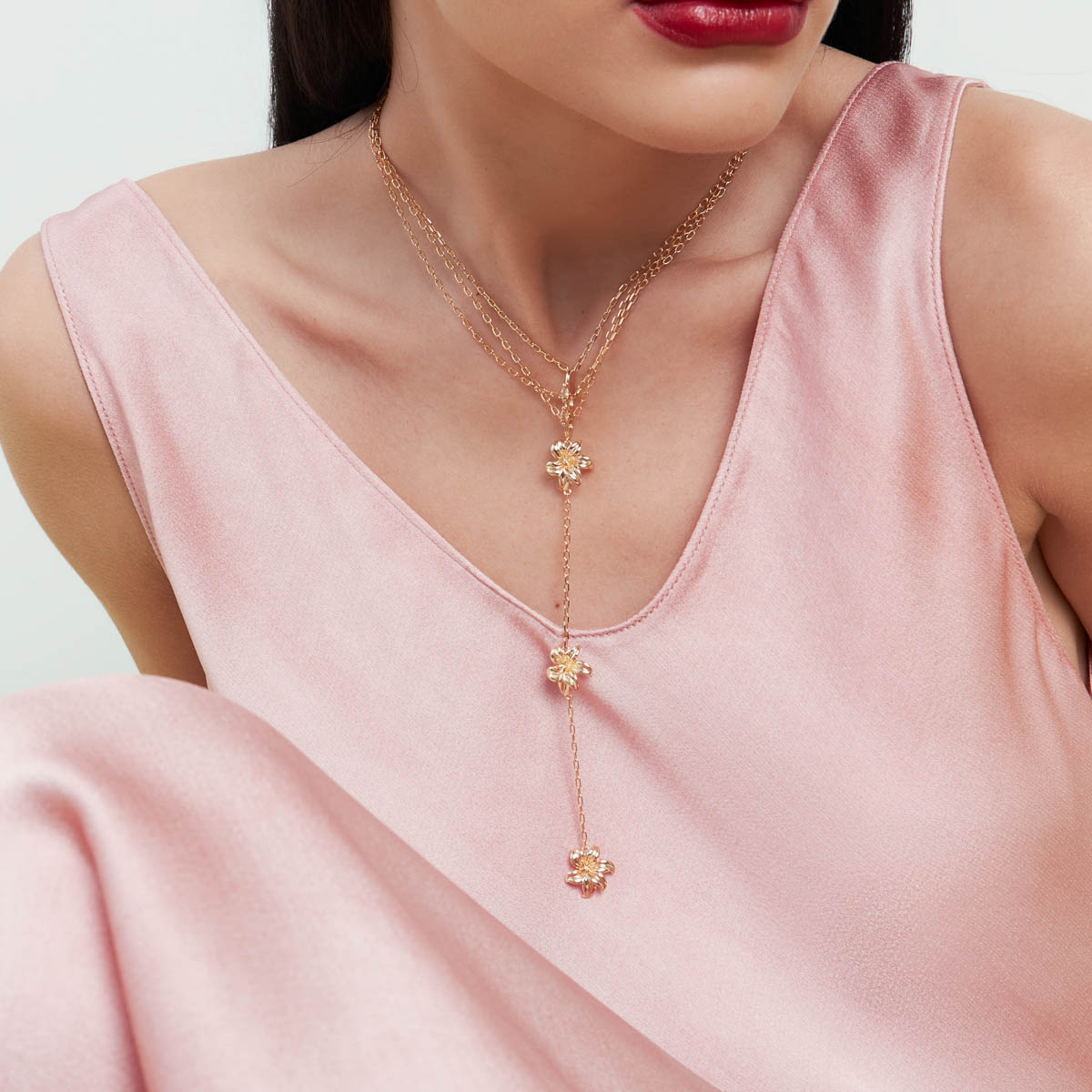 Colar Golden Flower Cascade