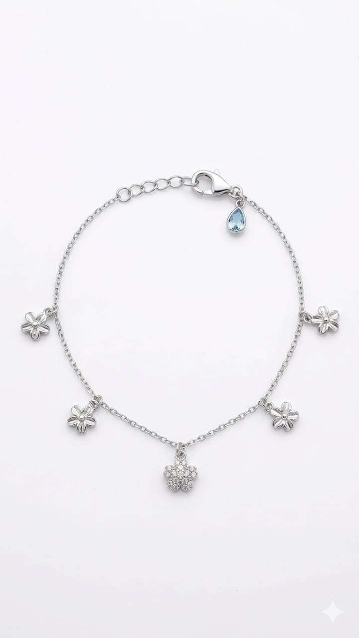 Pulseira Prata 925 Flores Delicadas com Pingente de Cristais