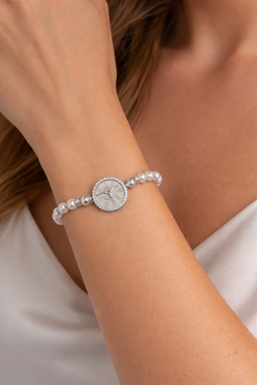 Pulseira Pérolas Naturais com Medalha Espírito Santo em Prata 925 com Fecho Magnético