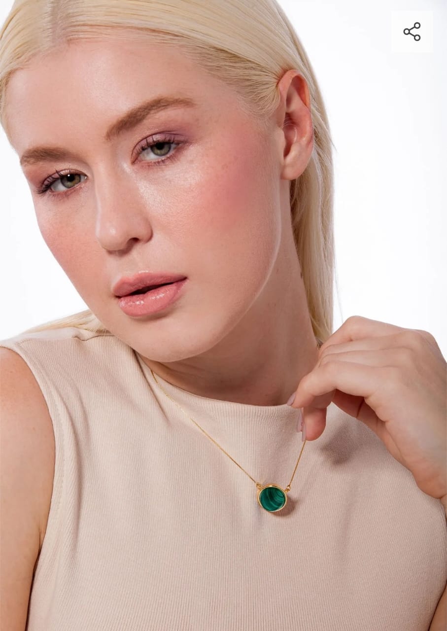 Colar Medalha Verde Malaquita Pedra