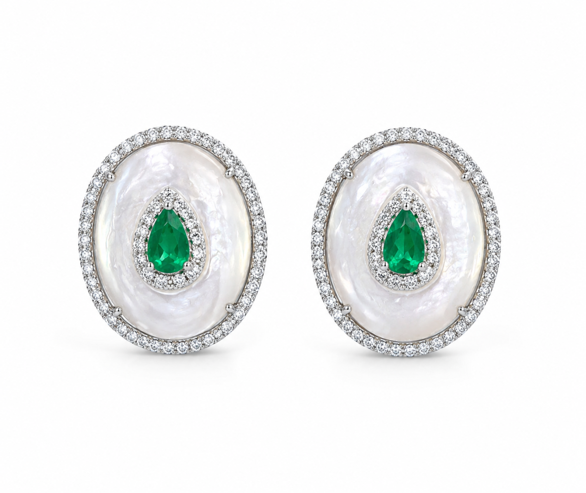 Brinco Oval em Prata 925 com Madre Pérola, Cristal Fusion Verde e Zircônias